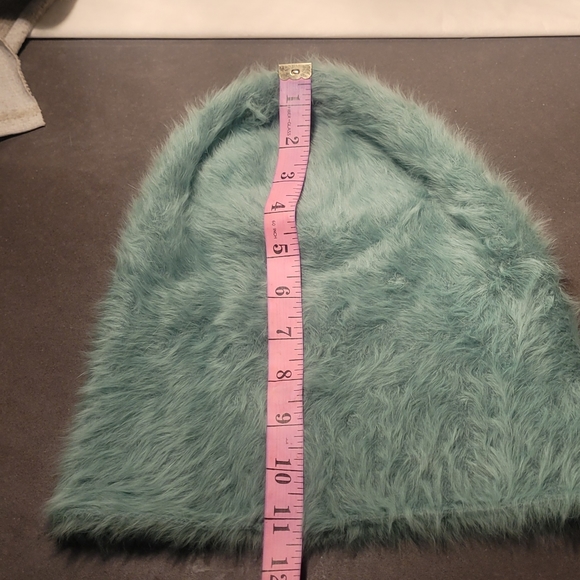 Super soft new Angora beanie slouch hat - Picture 7 of 7